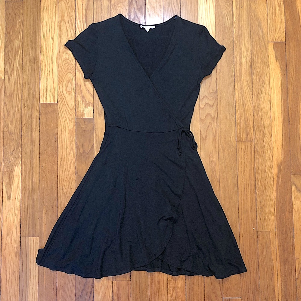Black V-neck Flare Mini Dress